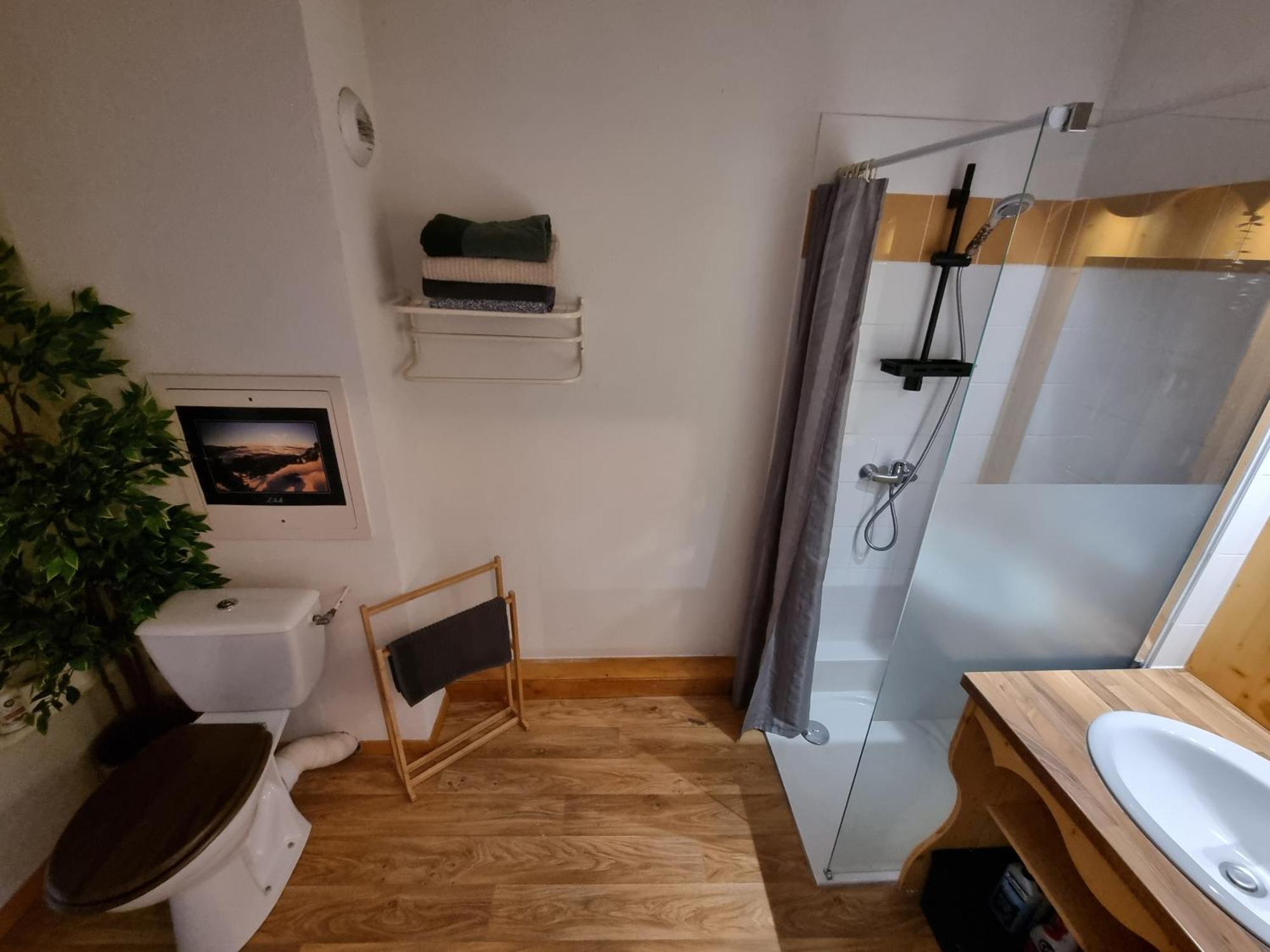 Appartement 4 Personnes 32M2 Au Pied Des Pistes- Wifi- Balcon Sud- Chamrousse 1650 Екстериор снимка