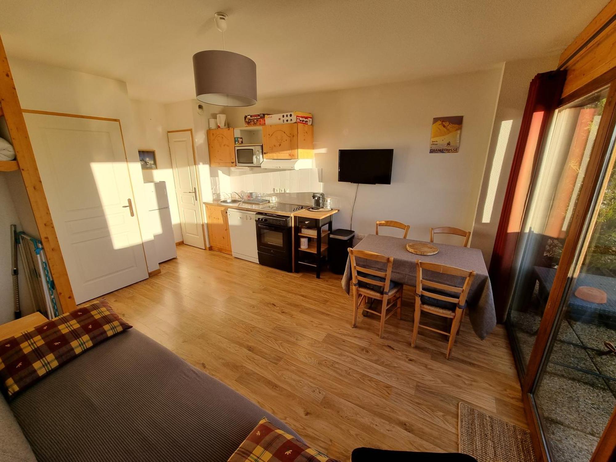 Appartement 4 Personnes 32M2 Au Pied Des Pistes- Wifi- Balcon Sud- Chamrousse 1650 Екстериор снимка