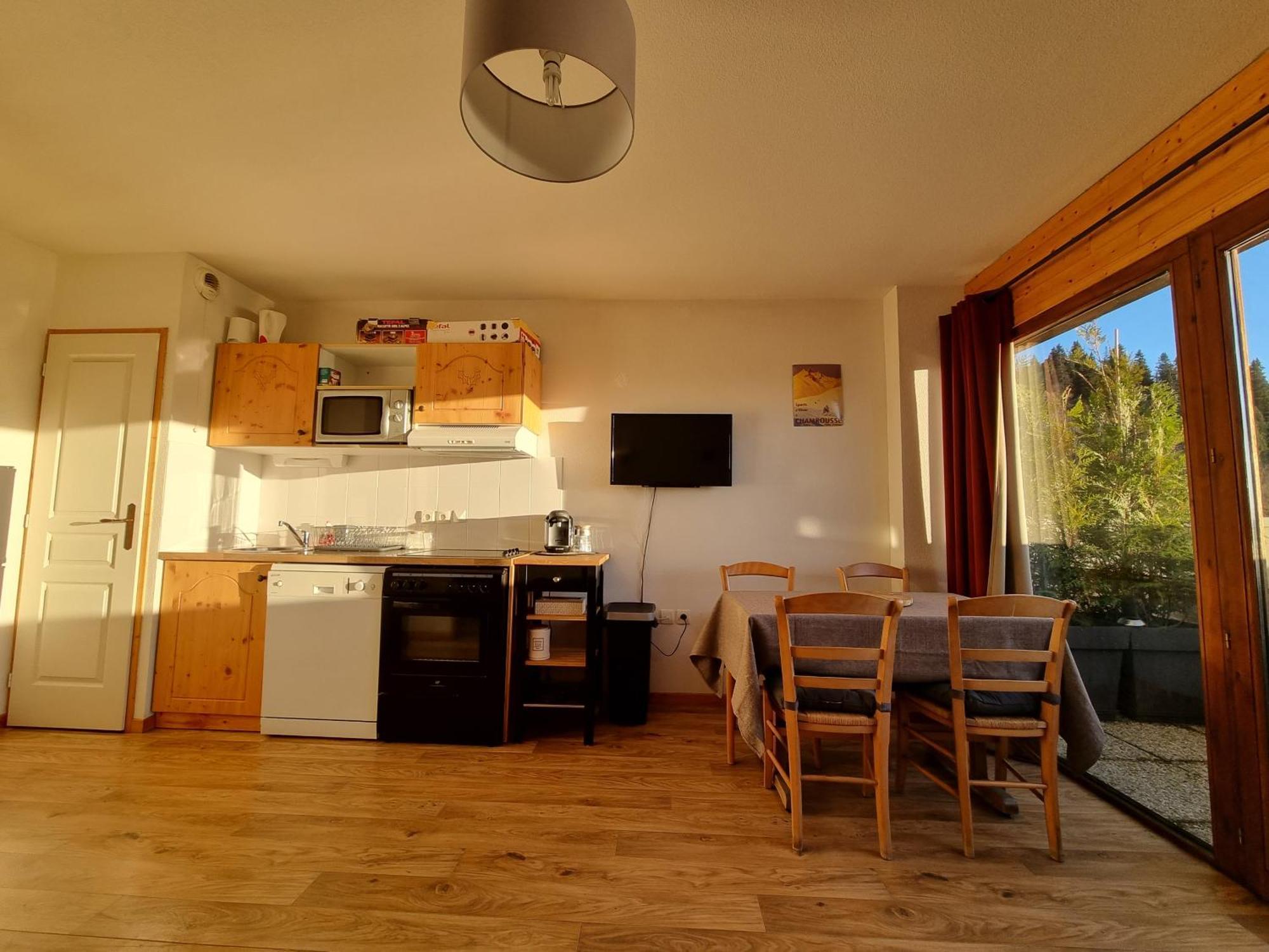Appartement 4 Personnes 32M2 Au Pied Des Pistes- Wifi- Balcon Sud- Chamrousse 1650 Екстериор снимка